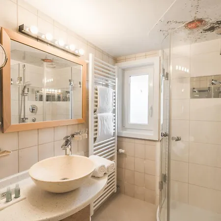 מלון Alpenhotel Kueren Hirschegg Rein